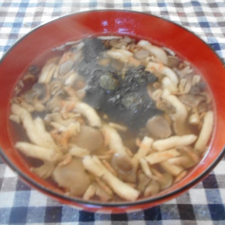 しめじのアミエビの味噌汁